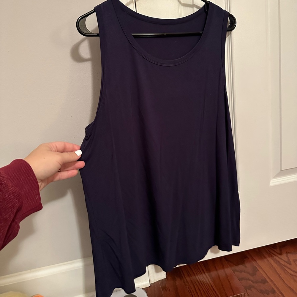 Women tank top